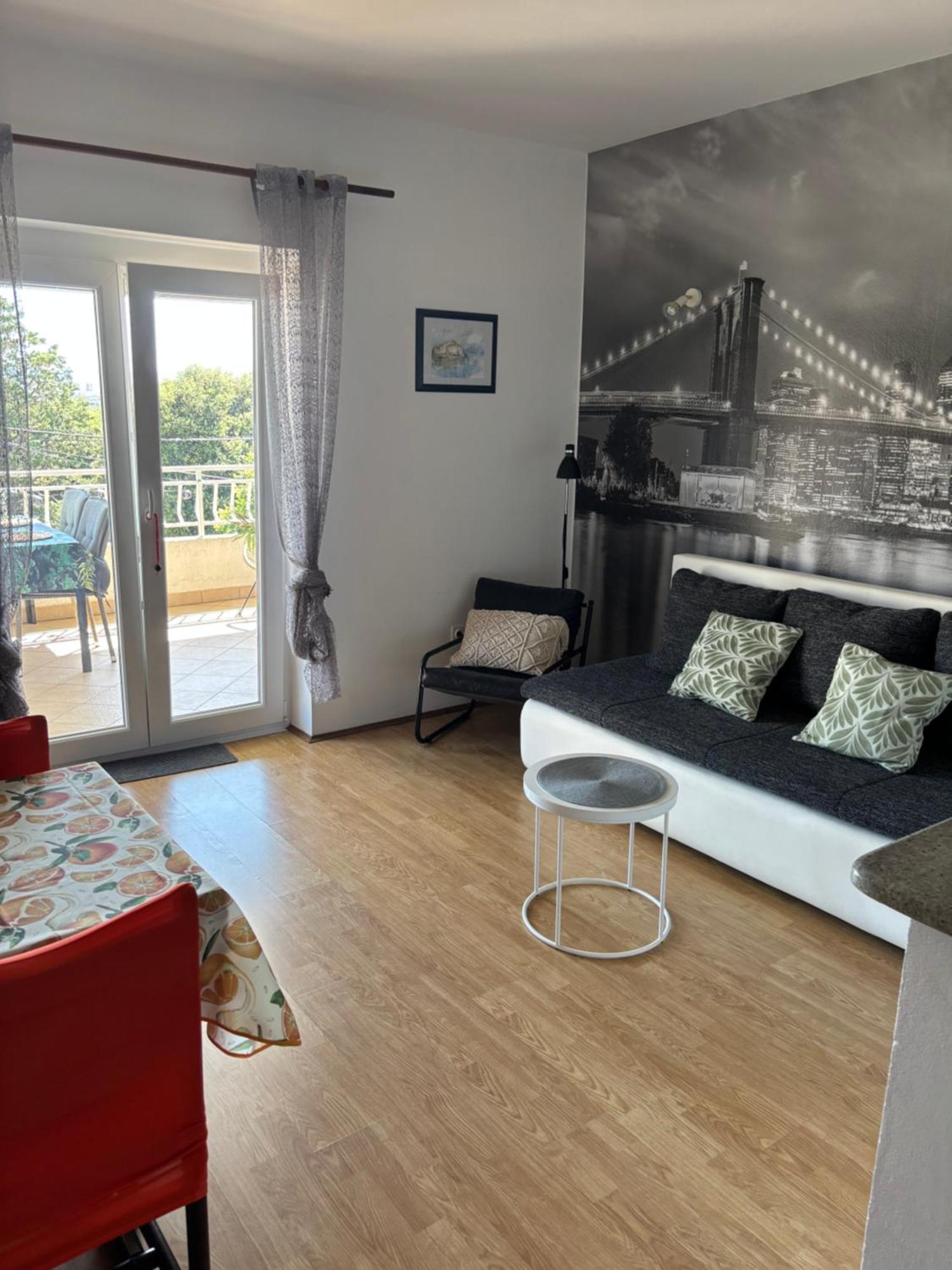 Apartment Jasna B Omisalj Exterior photo